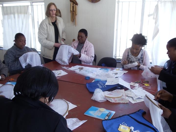 Candlewick & Cross-stitch workshop